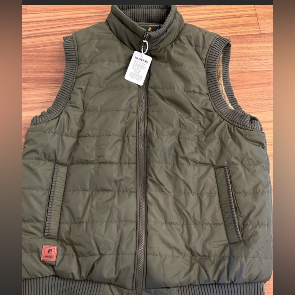 Green puffer vest